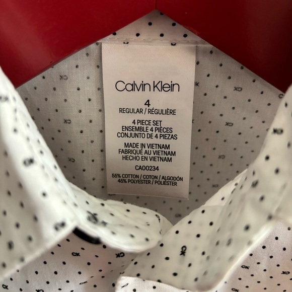 Boys Size 4 Calvin Klein Initial Polka Dot All Over Print Button Down Shirt - Picture 7 of 7
